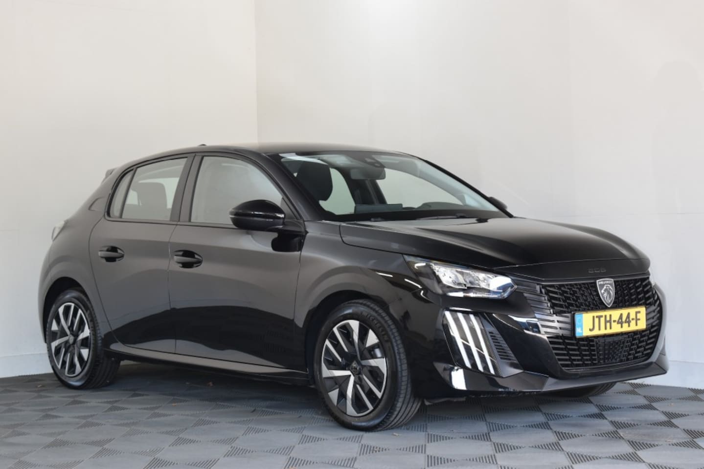 Peugeot 208 - 1.2 Turbo 100PK Active - AutoWereld.nl