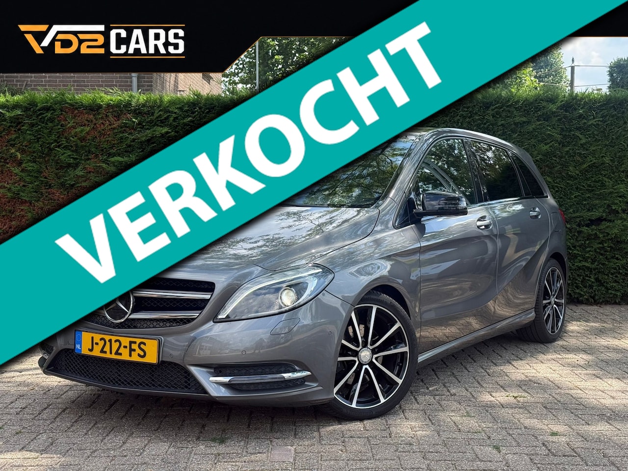 Mercedes-Benz B-klasse - 180 Night Edition | LED | Camera | - AutoWereld.nl
