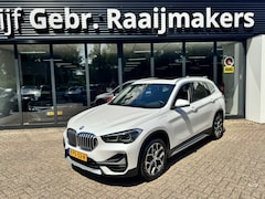 BMW X1 - xDrive25e High Executive X-Line*Panoramadak*Trekhaak*LED*90%SOH