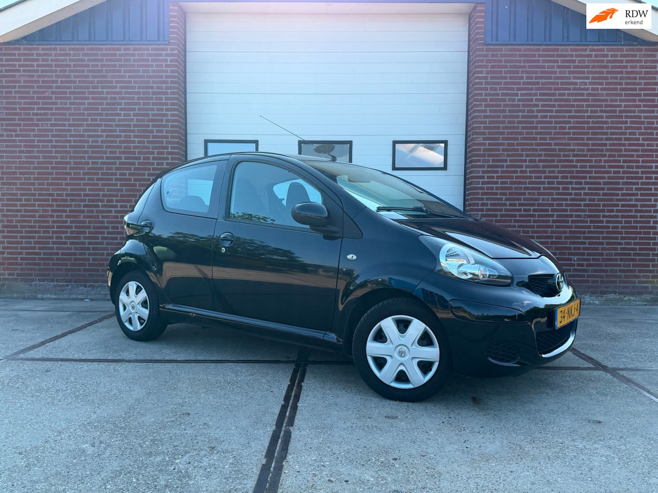 Toyota Aygo - 1.0-12V Comfort Airco APK Elektr ramen - AutoWereld.nl