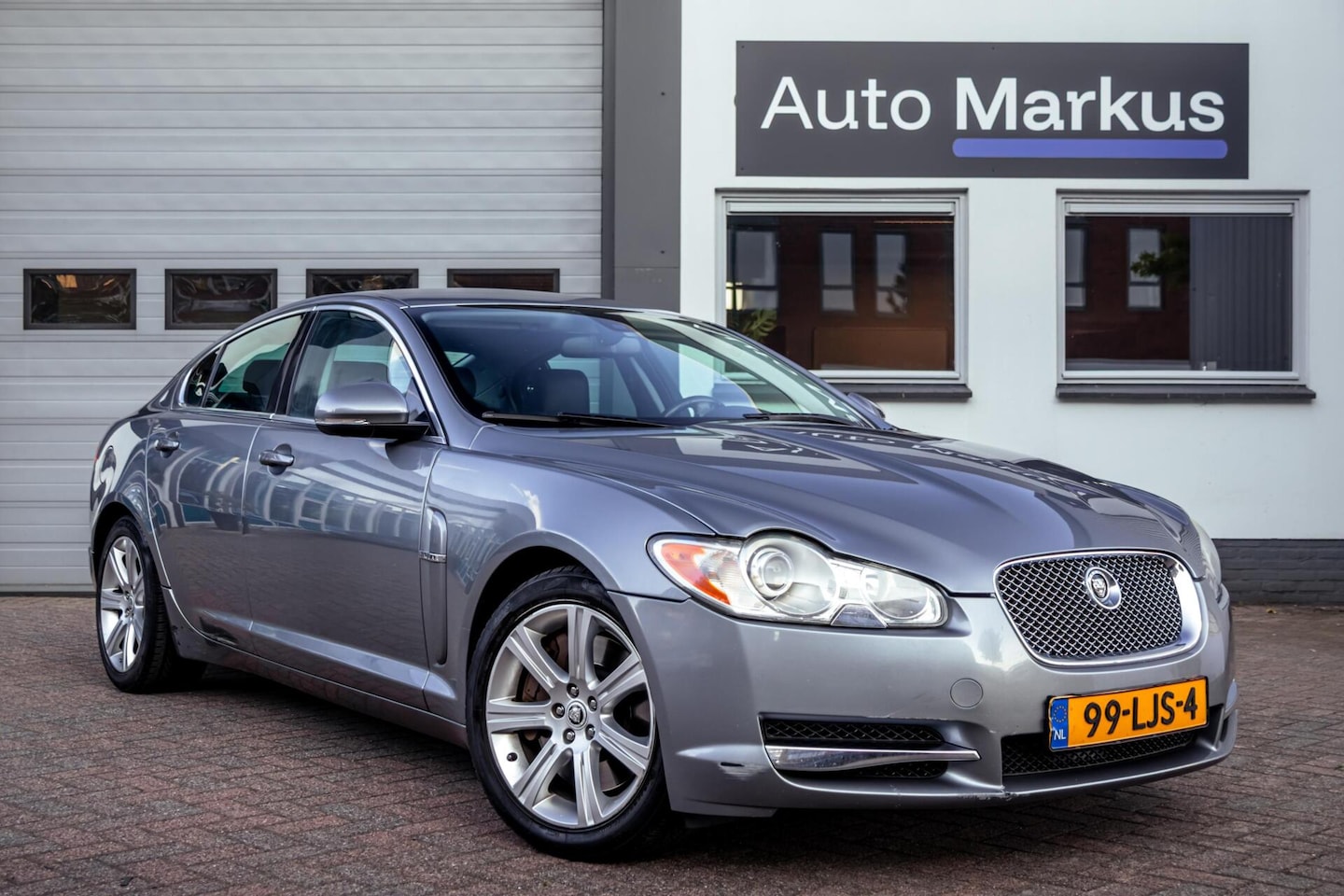 Jaguar XF - 3.0D V6 Premium Luxury 3.0D V6 Premium Luxury - AutoWereld.nl