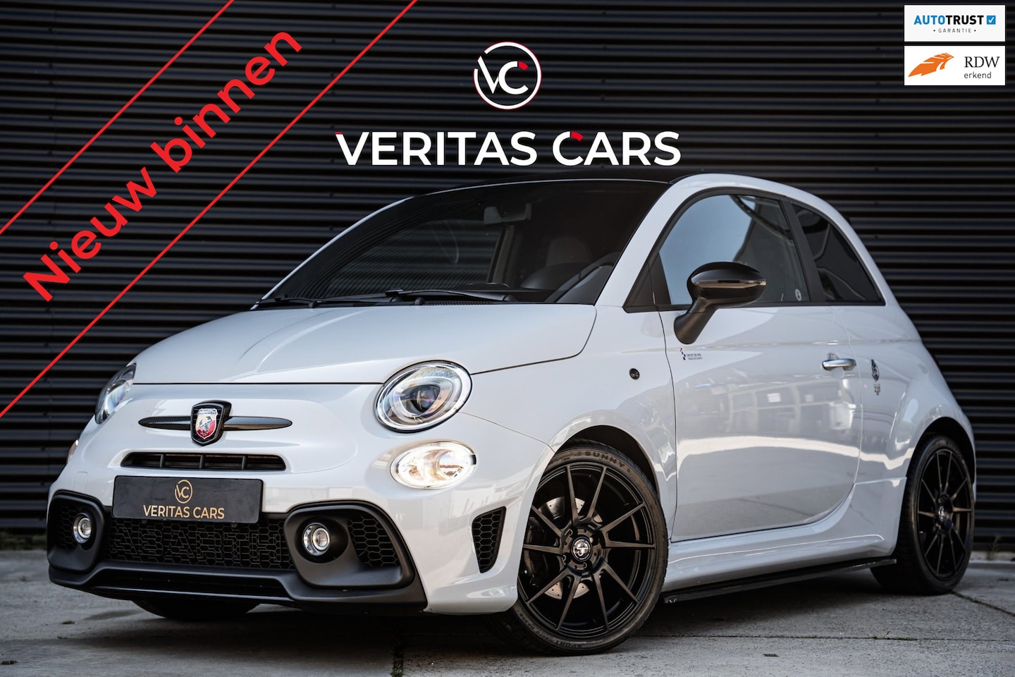 Fiat 500 Abarth - 1.4 T-Jet 595 Pista 160PK Automaat|Carbon|Record Monza|CarPlay|PDC|Flippers e.o. - AutoWereld.nl