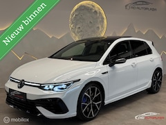 Volkswagen Golf - 2.0 TSI R 4Motion Performance Panorama/Akrapovic/Leder/H&K/Keyless