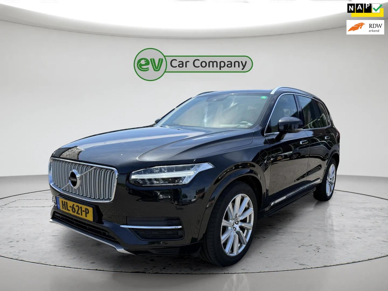 Volvo XC90 - 2.0 T8 Twin Engine AWD Inscription | 7P | Bowers & Wilkins | Panoramadak | Volleder | Came - AutoWereld.nl