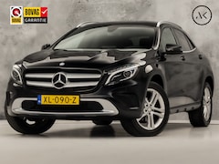 Mercedes-Benz GLA-Klasse - 180 Sport Automaat (GROOT NAVI, LEDER, GETINT GLAS, STOELVERWARMING, SPORTSTOELEN, ZWART H