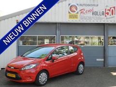 Ford Fiesta - 1.25 Limited Navigatie Carplay Airco CV Isofix Reserve wiel