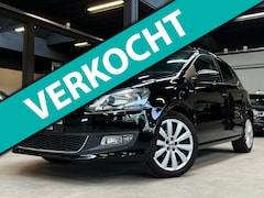 Volkswagen Polo - 1.2 TSI Highline Automaat/Pano/Navi/