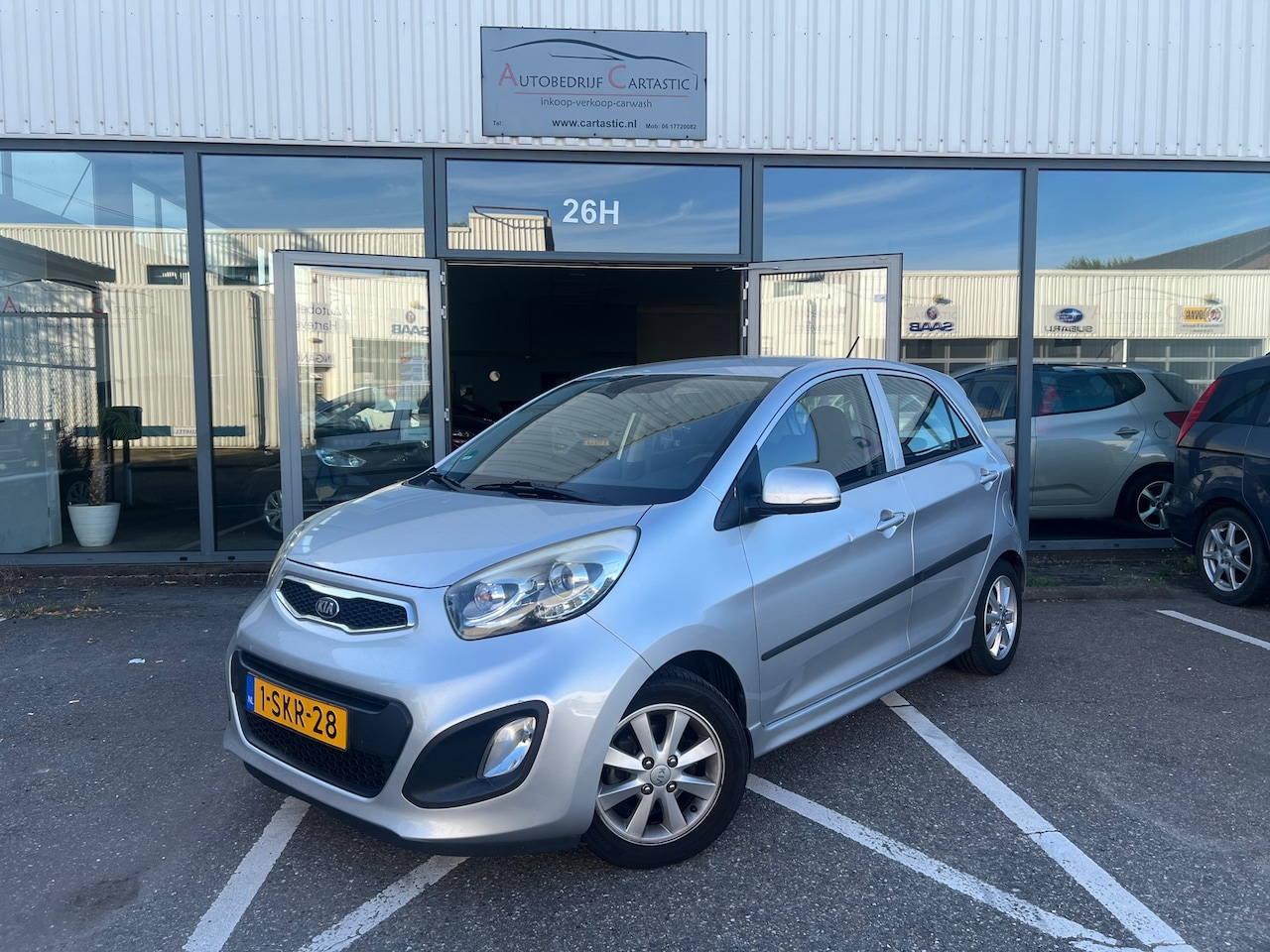 Kia Picanto - 1.0 CVVT ISG Plus Pack NAVI | AIRCO | ELEKTRISCHE RAMEN | VOLLEDIG ONDERHOUDEN | NAP | APK - AutoWereld.nl