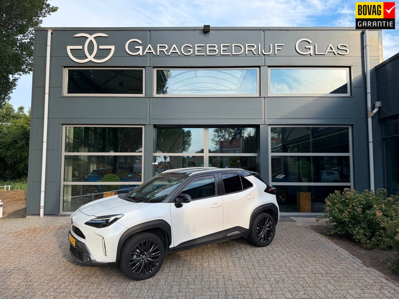 Toyota Yaris Cross - 1.5 Hybrid Executive two tone - AutoWereld.nl