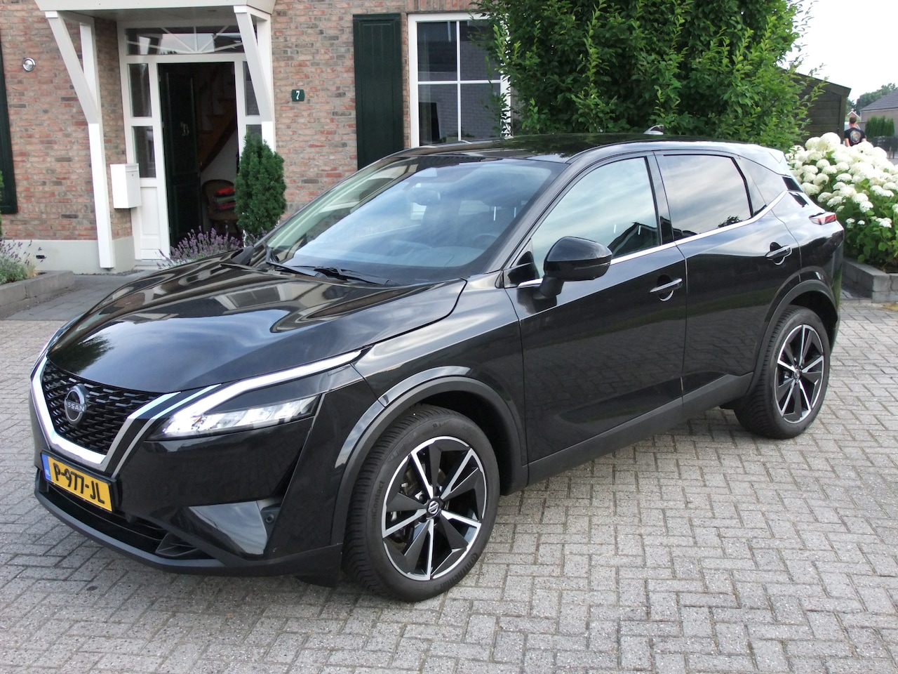 Nissan Qashqai - 1.3 MHEV Xtronic N-Style 1.3 MHEV Xtronic N-Style , 360 Camera , Adap-cruise , carplay, Led , Keyless enz. - AutoWereld.nl
