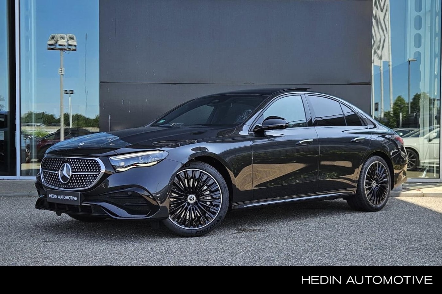 Mercedes-Benz E-klasse - E 300e Limousine Automaat Business Solution AMG | Premium Pakket | Winterpakket | Nightpak - AutoWereld.nl