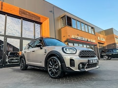 MINI Countryman - Cooper S E ALL4 Yours Aut 220pk Rooftopgrey/Pano/Camera/Bomvol