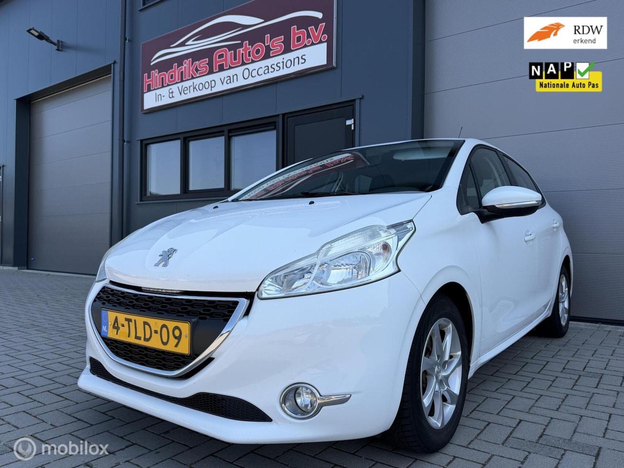 Peugeot 208 - 1.6 e-HDi Blue Lease 1.6 e-HDi Blue Lease - AutoWereld.nl