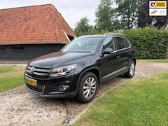 Volkswagen Tiguan - 1.4 TSI Sport&Style-160 PK- NAVI-TREKHAAK