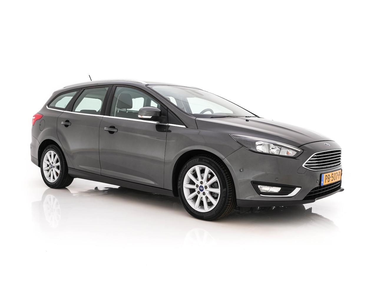 Ford Focus Wagon - 1.5 TDCI Titanium *NAVI-FULLMAP | KEYLESS | COMFORTSEATS | SYNC-AUDIO | ECC | PDC | CRUISE - AutoWereld.nl