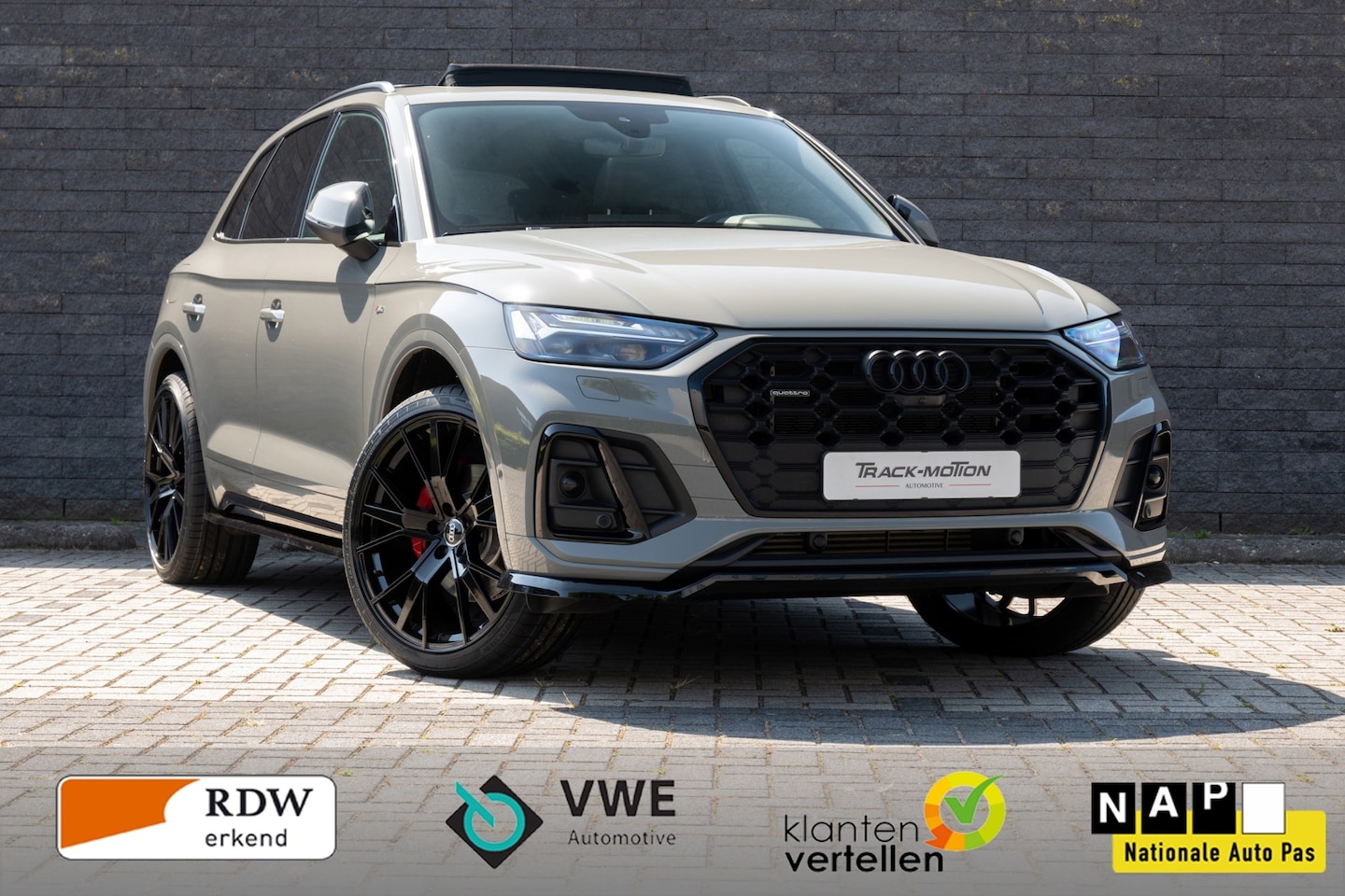 Audi Q5 - 50 TFSI e S edition Pano ORG NL Quantum GREY - AutoWereld.nl