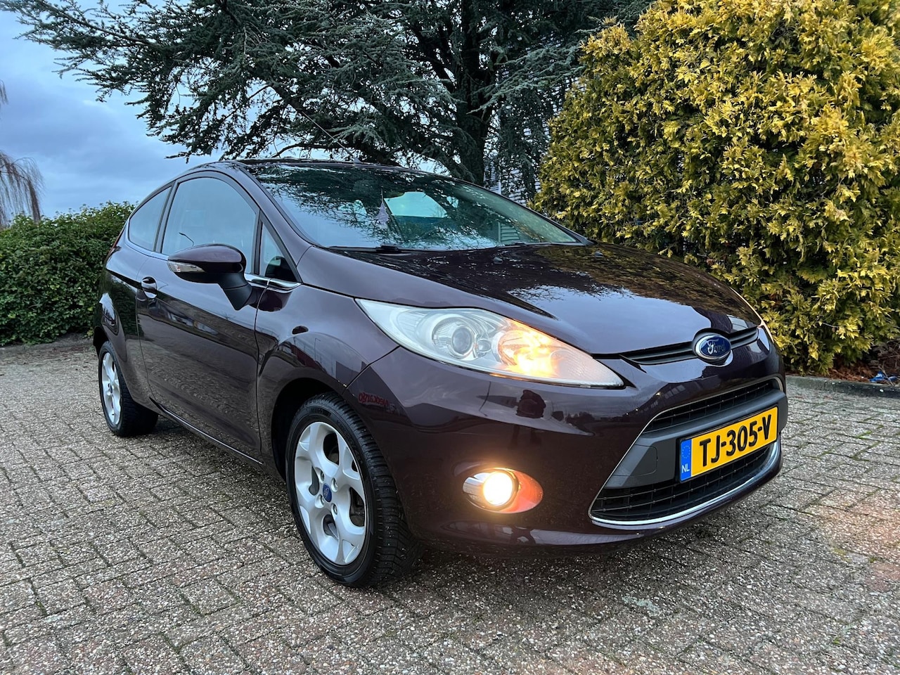 Ford Fiesta - 1.4 Ghia Full Option - AutoWereld.nl
