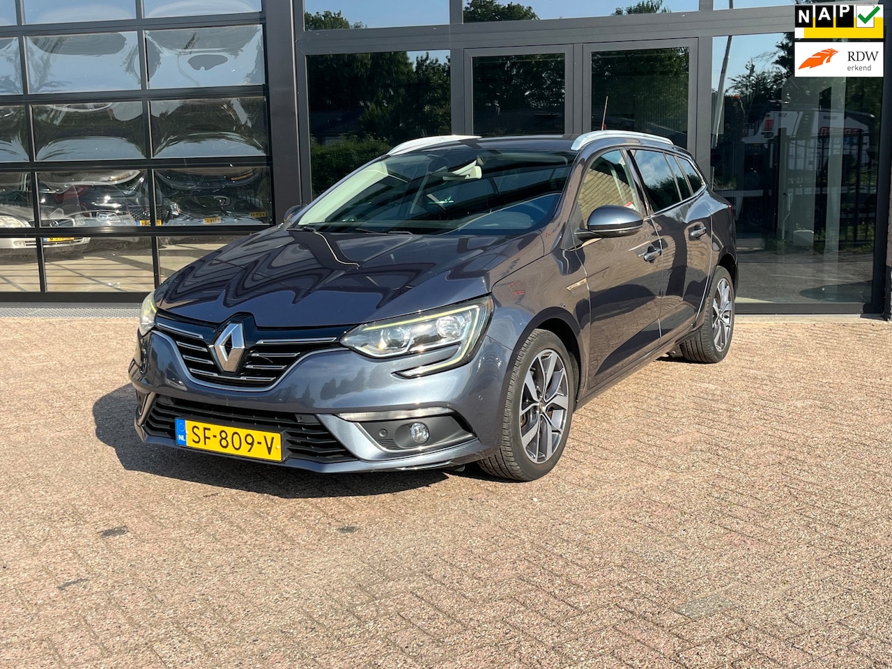 Renault Mégane Estate - 1.2 TCe Bose 1.2 TCe Bose , Led, Navi, Massage - AutoWereld.nl