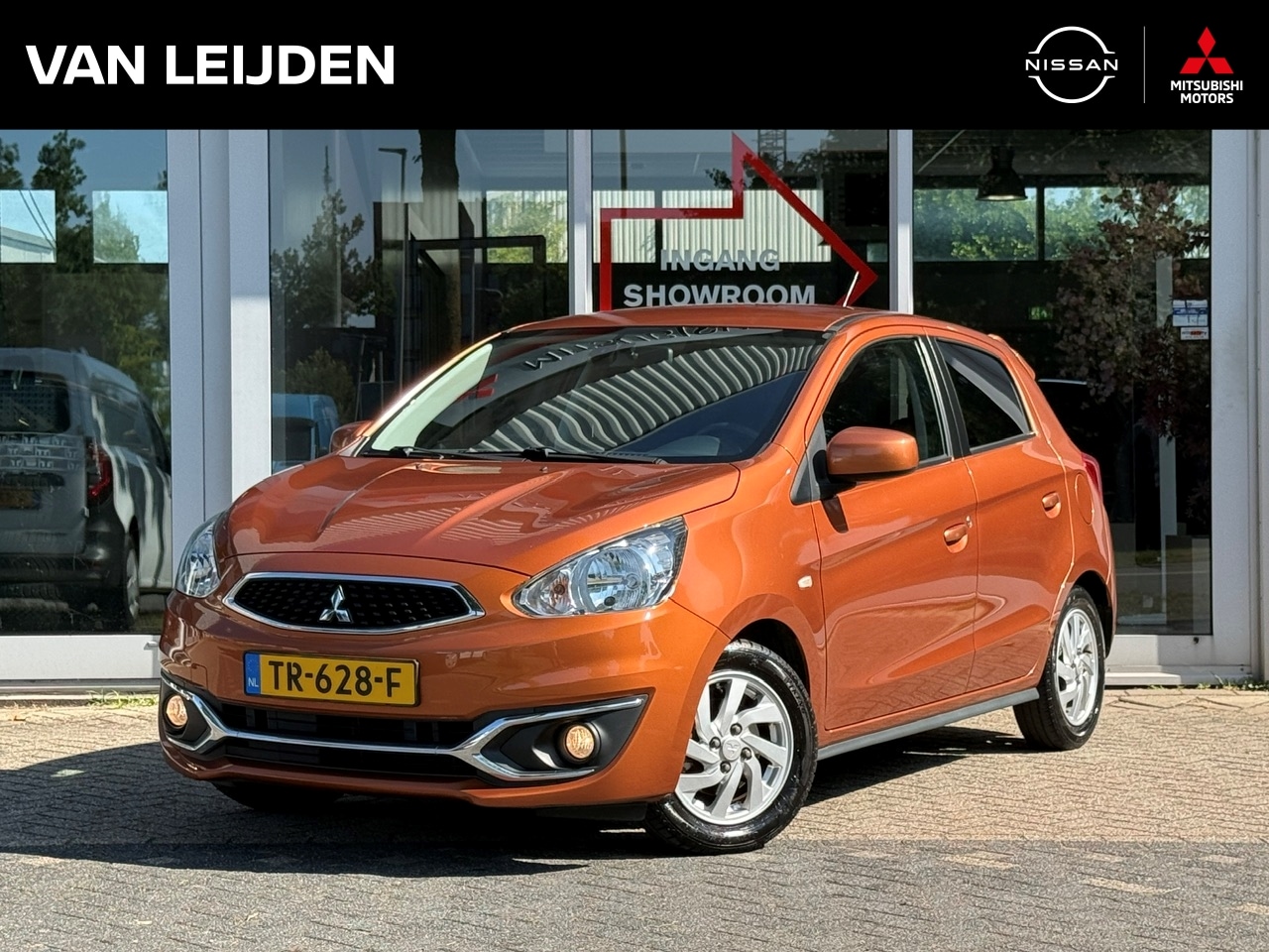 Mitsubishi Space Star - 1.2 80PK Connect Pro | Airco | Cruise Control | Stoelverwarming | Bluetooth - AutoWereld.nl