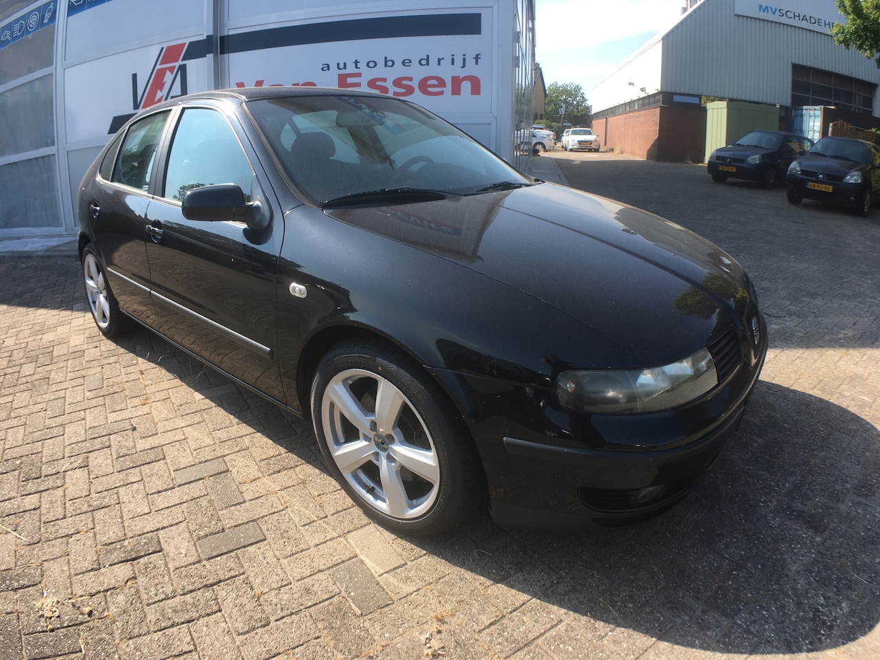 SEAT Leon - 1.8-20VT Sport incl nieuwe APK - AutoWereld.nl