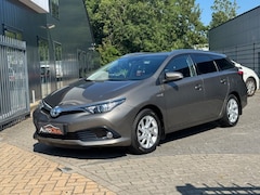 Toyota Auris - 1.8 Hybrid Dynamic