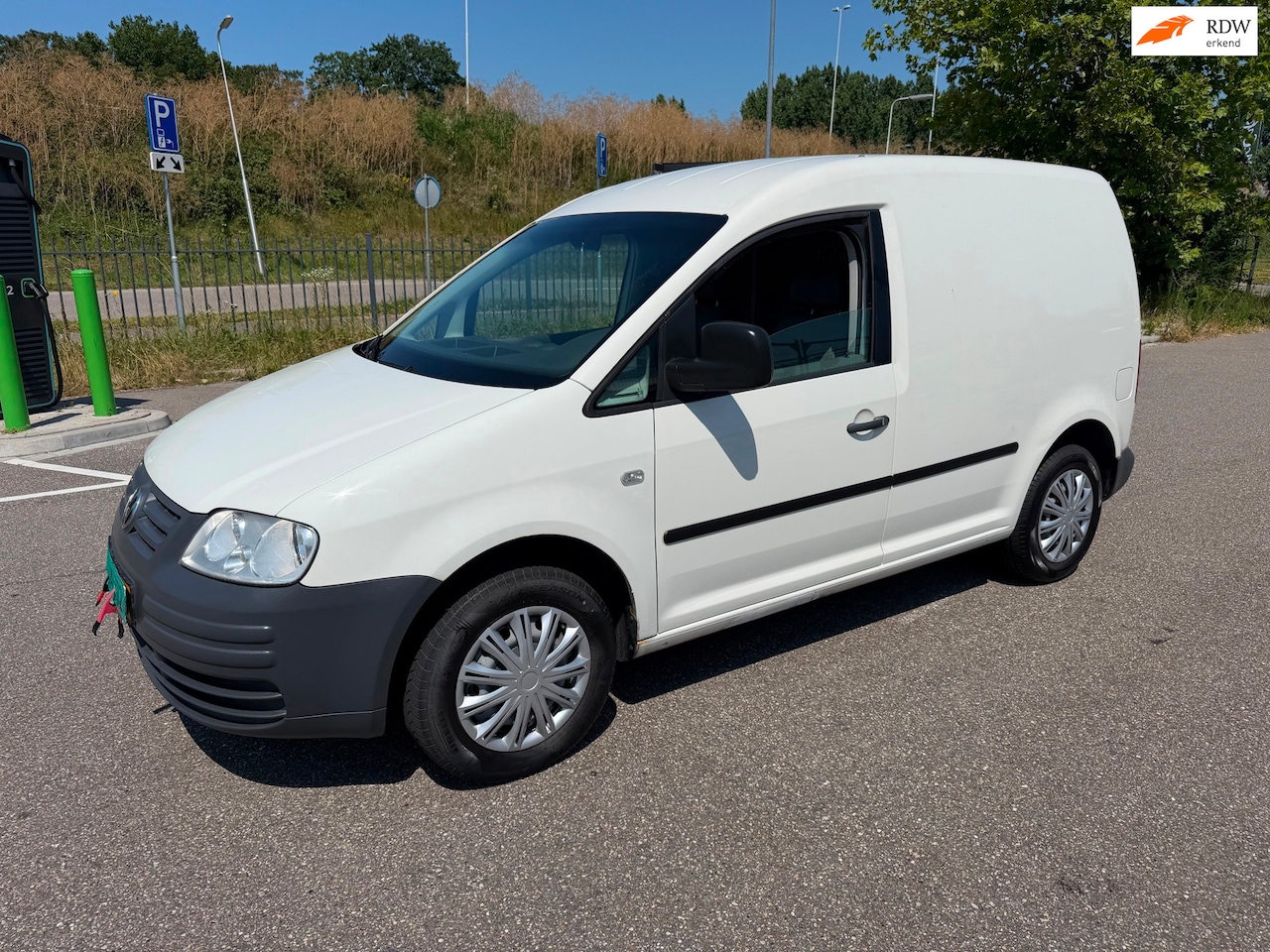 Volkswagen Caddy - 2.0 SDI!RIJDT GOED!SCHAKELT GOED!BANDEN GOED!TREKHAAK!ONDERHOUD BOEKJE!KM:252000 - AutoWereld.nl