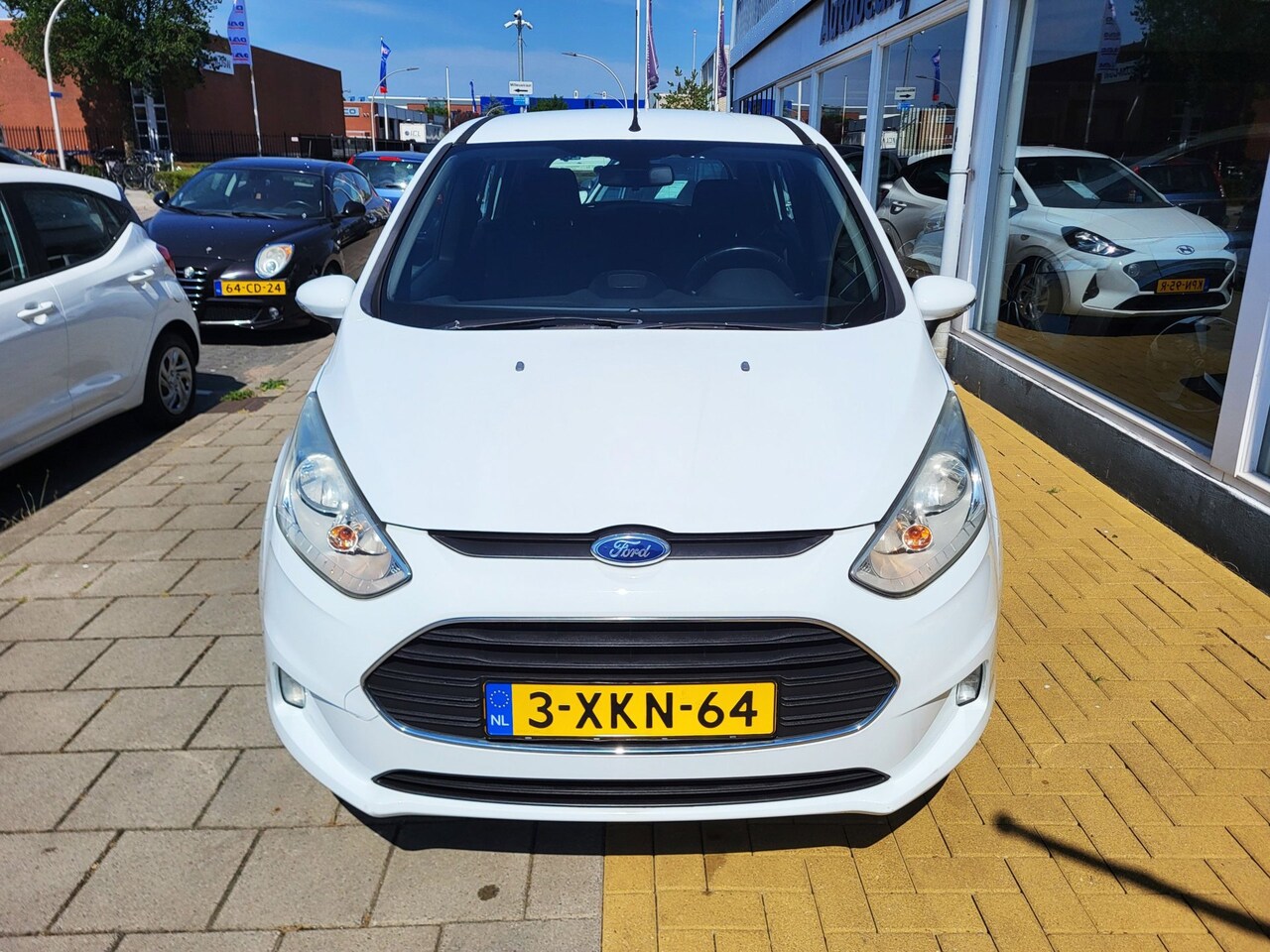 Ford B-Max - 1.0 EcoBoost Style / Airco / Cruise Control / 39.000 KM / NL Auto / - AutoWereld.nl