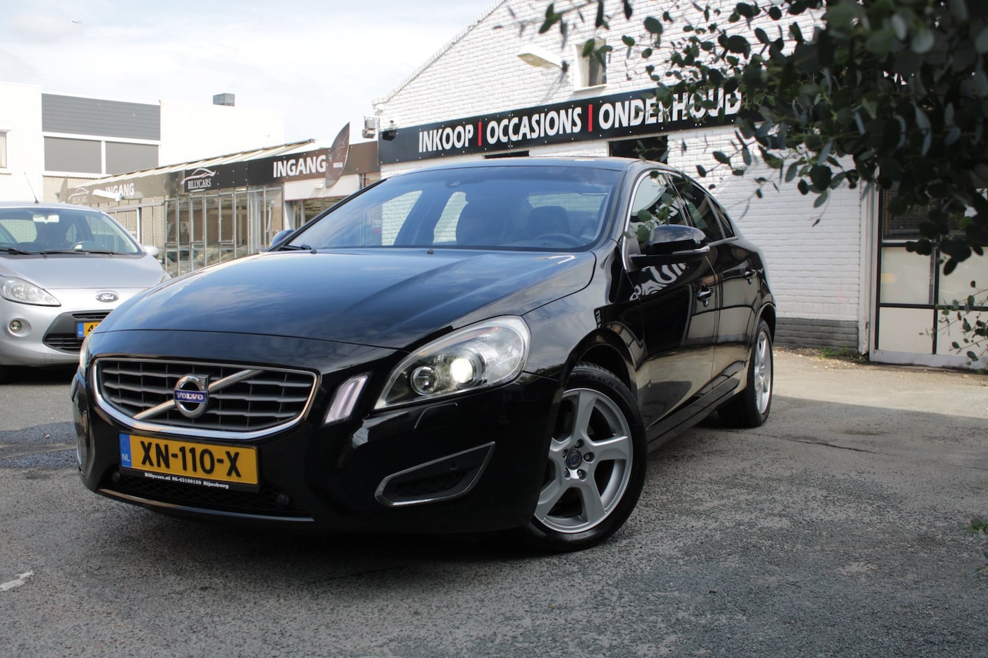 Volvo S60 - 1.6 T4F Summum / PANO / AUTOMAAT/ CAMERA / PDC / NAVI - AutoWereld.nl