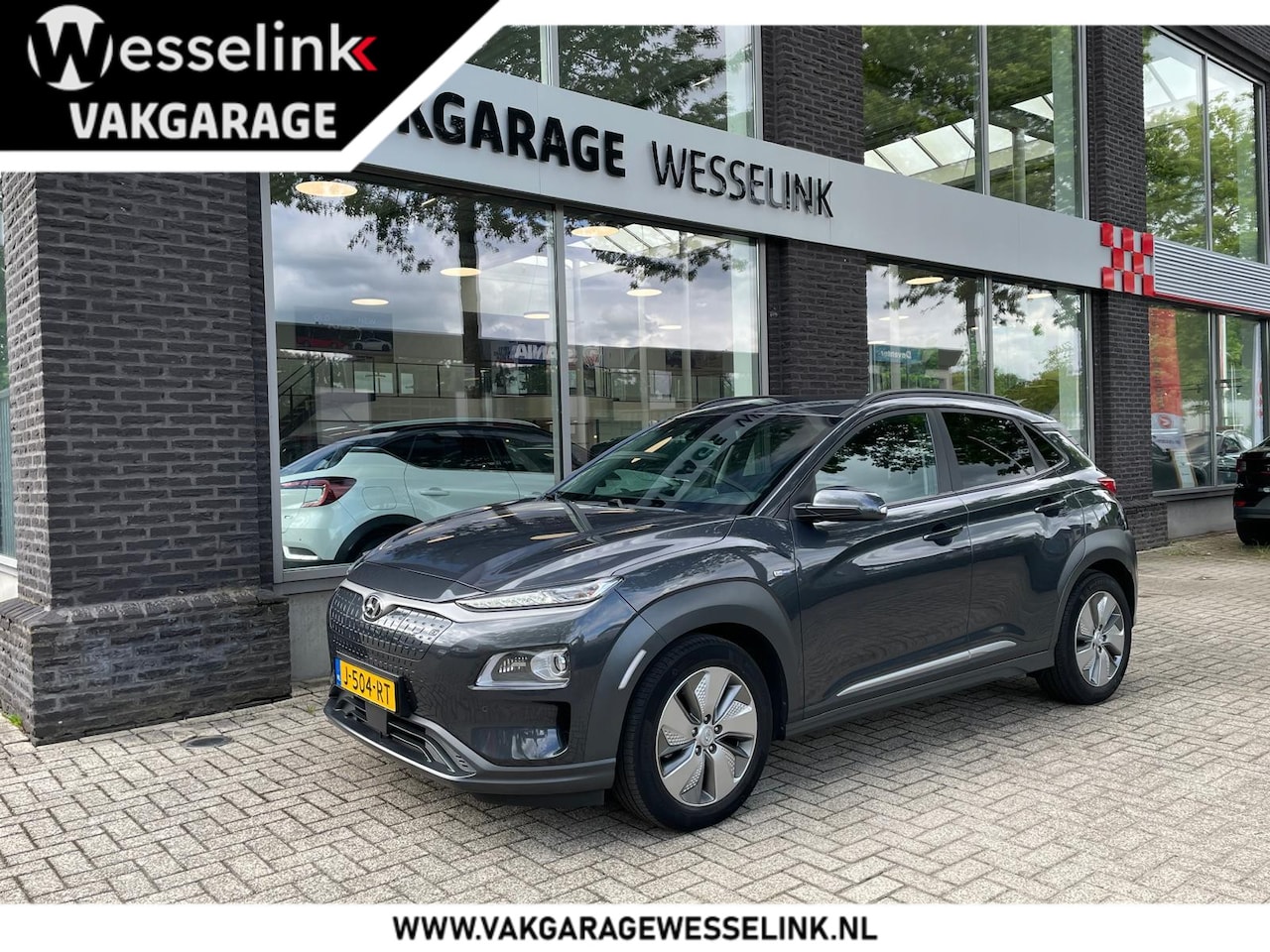 Hyundai Kona Electric - EV Premium 64 kWh | SOH 100% | Stoelverw. + ventilatie | Prem. audio | Adpt. cruise - AutoWereld.nl