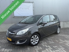 Opel Meriva - 1.4 Turbo 140pk Cosmo 2016 / Camera / Trekhaak / Navigatie / PDC / Climate control / NAP