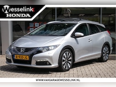 Honda Civic Tourer - 1.8i-Vtec Executive Automaat - Leder | Adas pack | Navi/camera | All seasons