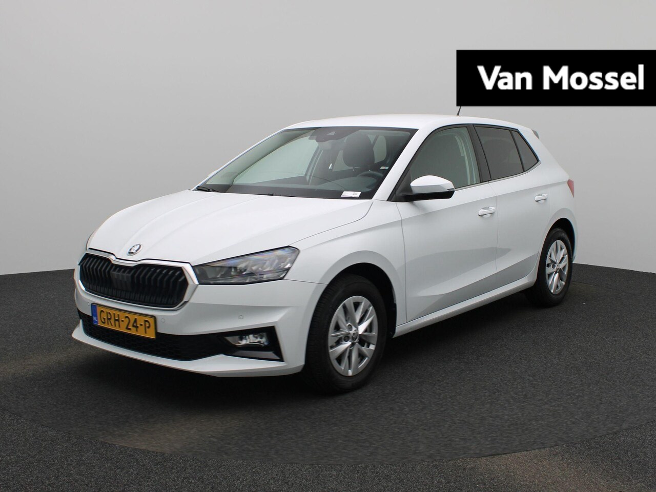 Skoda Fabia - 1.0 TSI Business Edition | LAGE KM-STAND | CAMERA | CLIMATE CONTROL | CRUISE CONTROL | APP - AutoWereld.nl