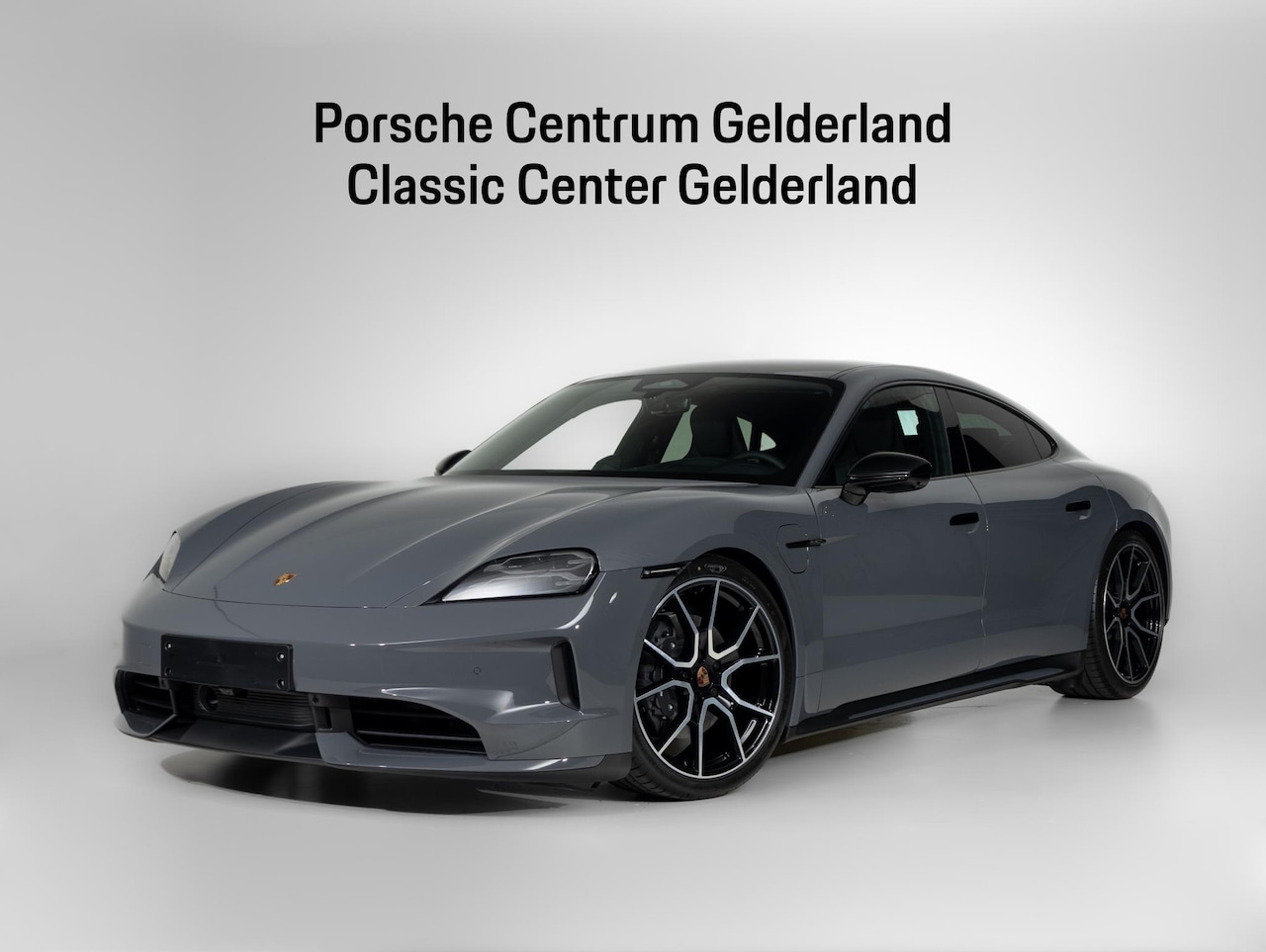 Porsche Taycan - 4 Black Edition - AutoWereld.nl