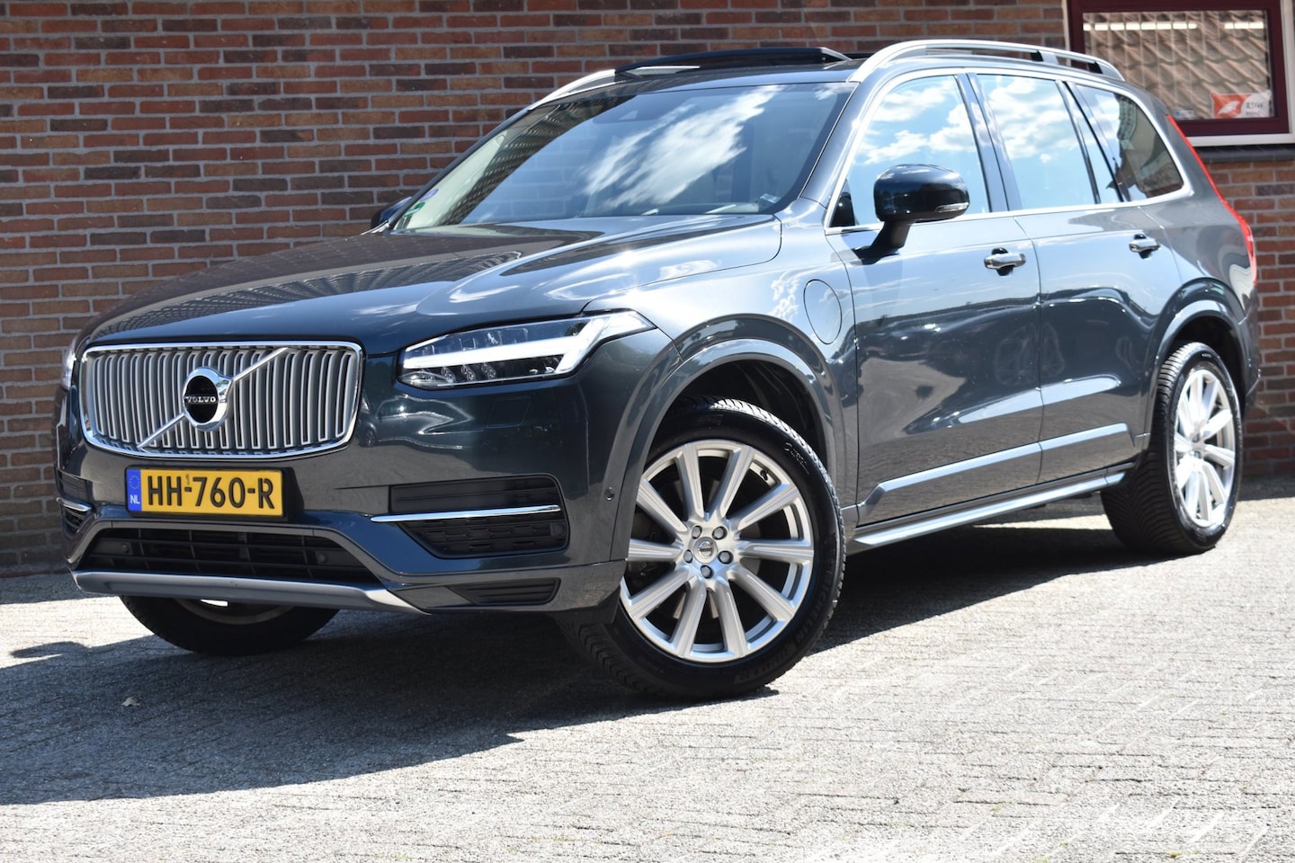 Volvo XC90 - 2.0 T8 Twin Engine AWD Inscription '15 Pano Leder LED Clima Navi Cruise 7 Persoons - AutoWereld.nl