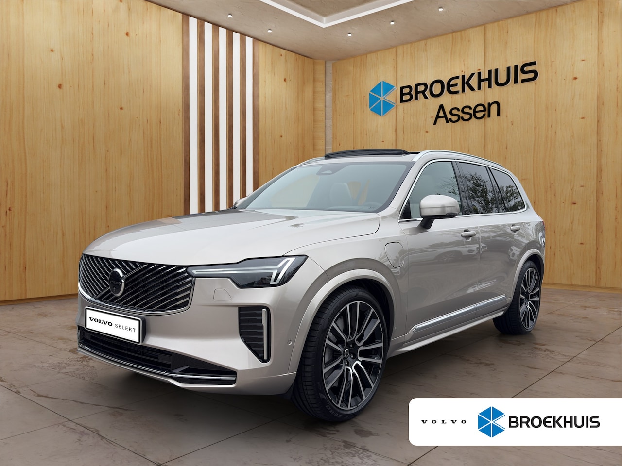 Volvo XC90 - Ultra Bright Recharge Plug-In Hybrid AWD | Luchtvering | Bowers&Wilkins | 360 Camera | Pan - AutoWereld.nl