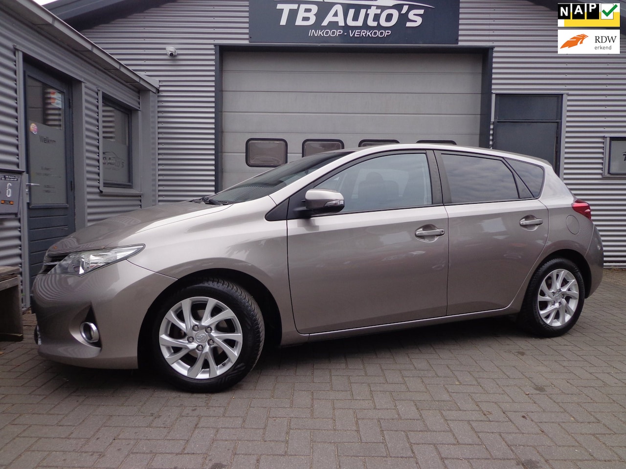 Toyota Auris - 1.6 Trend Top 5 editie ! CLIMA / NAVI ! - AutoWereld.nl