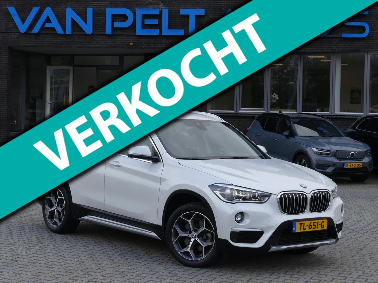 BMW X1 - SDrive20i 192PK AUT Orange Edition II / LEDER / - AutoWereld.nl