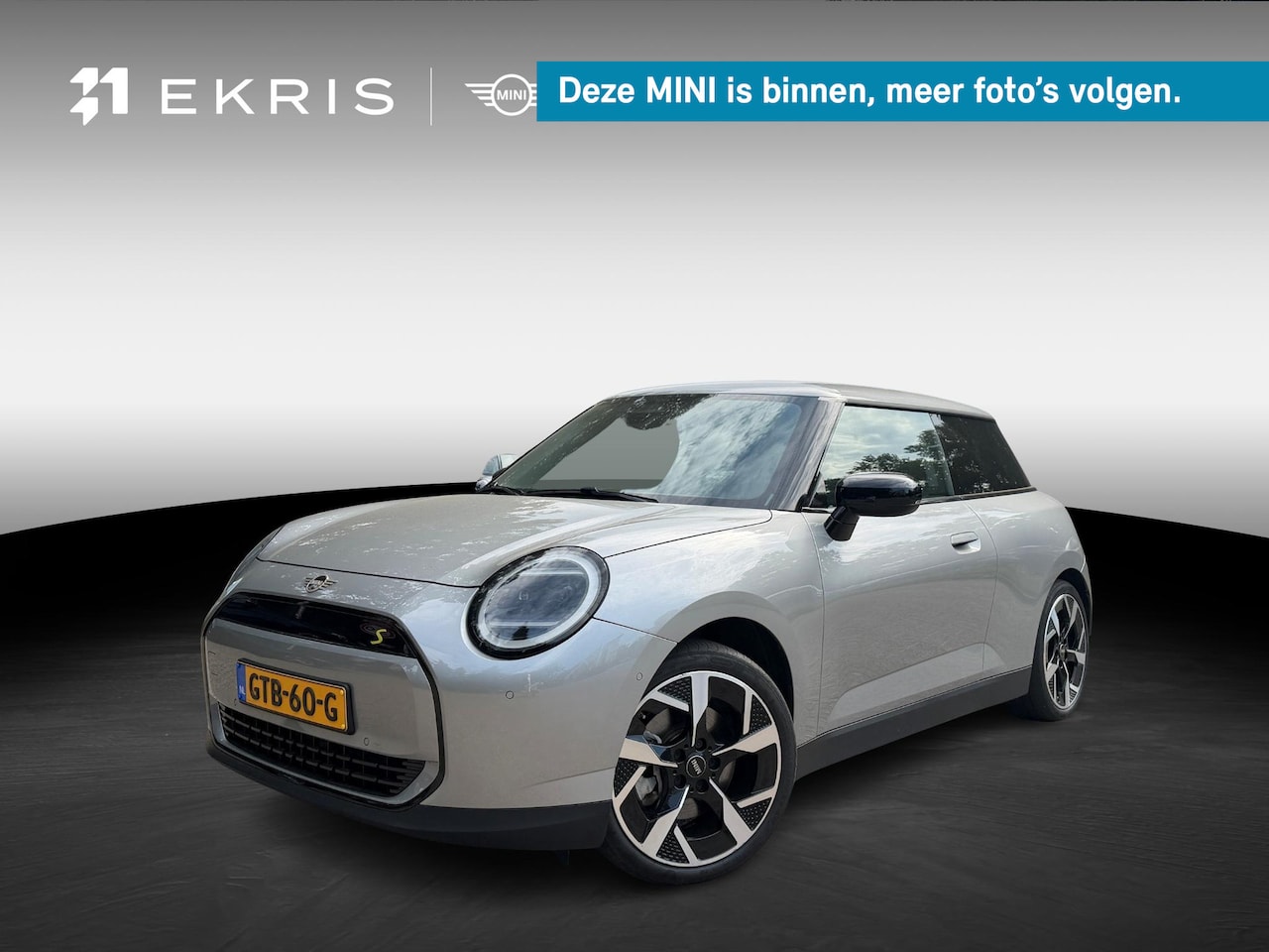 MINI Electric - 3-deurs Cooper SE | Classic Uitvoering | Glazen panoramadak | Pakket M | Elektrisch verwar - AutoWereld.nl