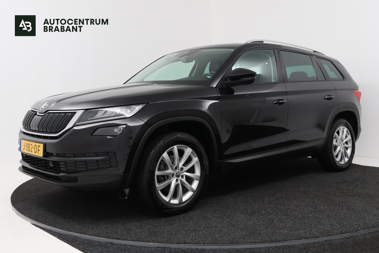 Skoda Kodiaq - 1.5 TSI Business Edition 7p. (TREKHAAK, CAMERA, CRUISE ADAPTIEF, STOELVERWARMING, NAVIGATI - AutoWereld.nl
