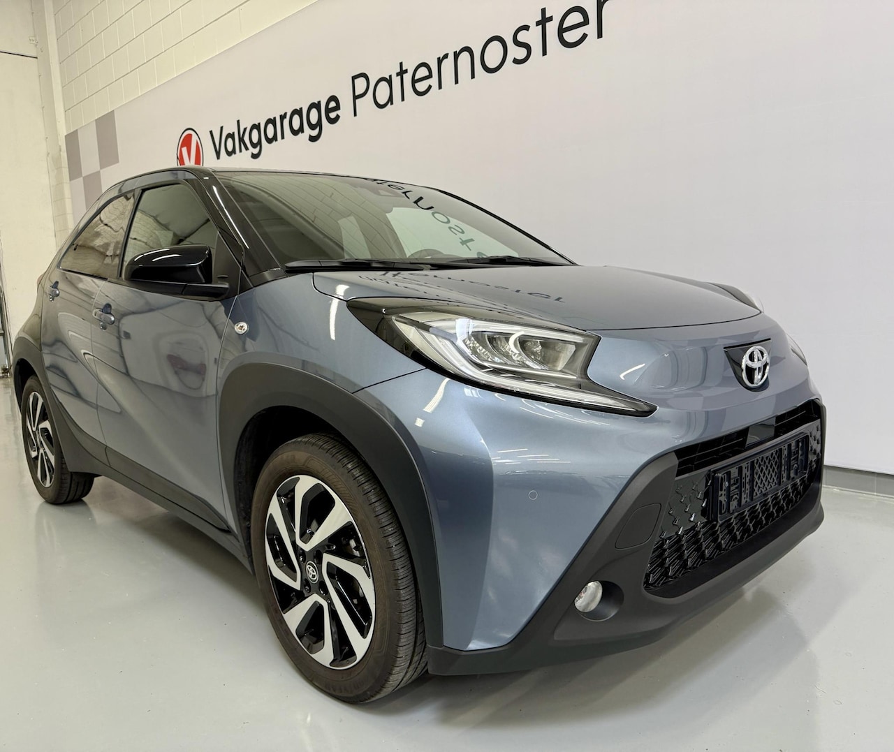 Toyota Aygo X - 1.0 VVT-i MT Premium PDC / Carplay / Keyless - AutoWereld.nl