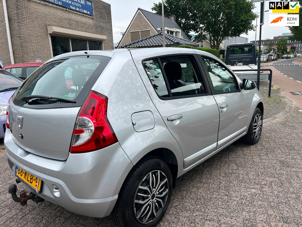 Dacia Sandero - 1.2 Lauréate 1.2 Lauréate - AutoWereld.nl