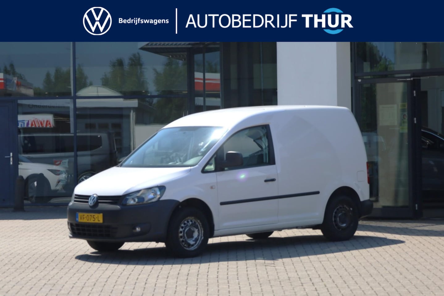 Volkswagen Caddy - 1.6 TDI Economy Baseline 1e eigenaar nieuw door ons geleverd en onderhouden airco bluetoot - AutoWereld.nl