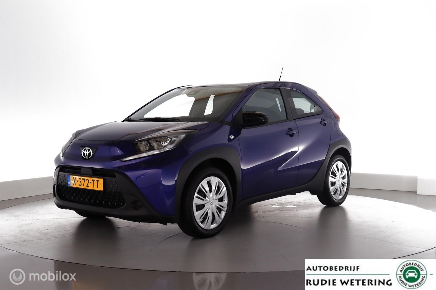 Toyota Aygo X - 1.0 VVT-i MT Play NLauto|cam|dab|applecarplay|acc - AutoWereld.nl