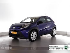 Toyota Aygo X - 1.0 VVT-i MT Play NLauto|cam|dab|applecarplay|acc