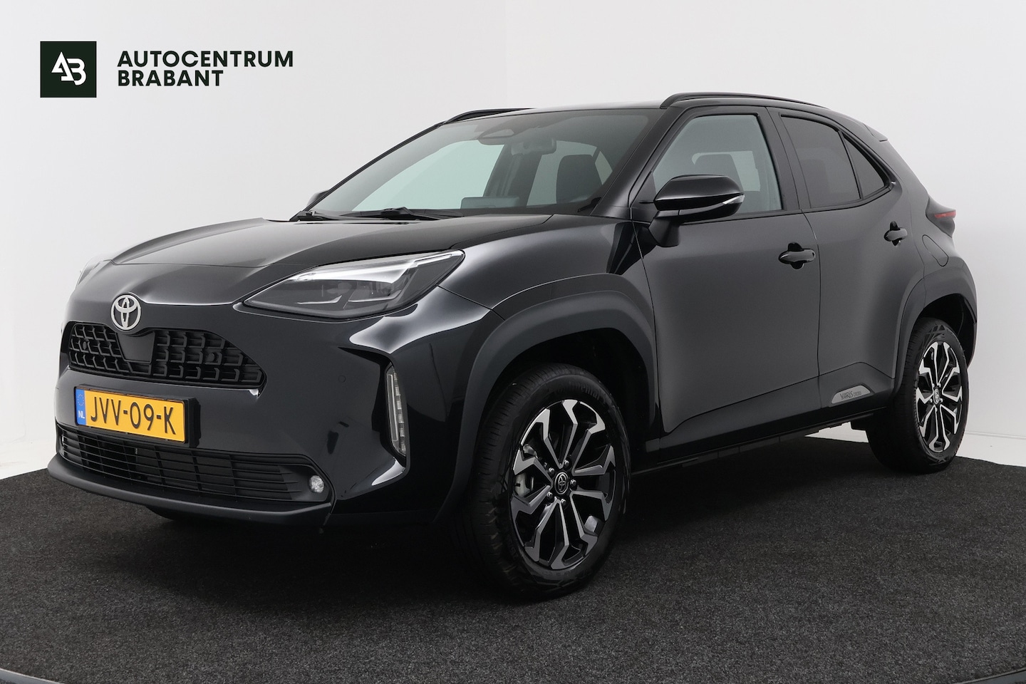 Toyota Yaris Cross - 1.5 Hybrid 115 Dynamic (STOELVERWARMING, STUURVERWARMING, CAMERA, ADAPTIEVE CRUISE CONTROL - AutoWereld.nl