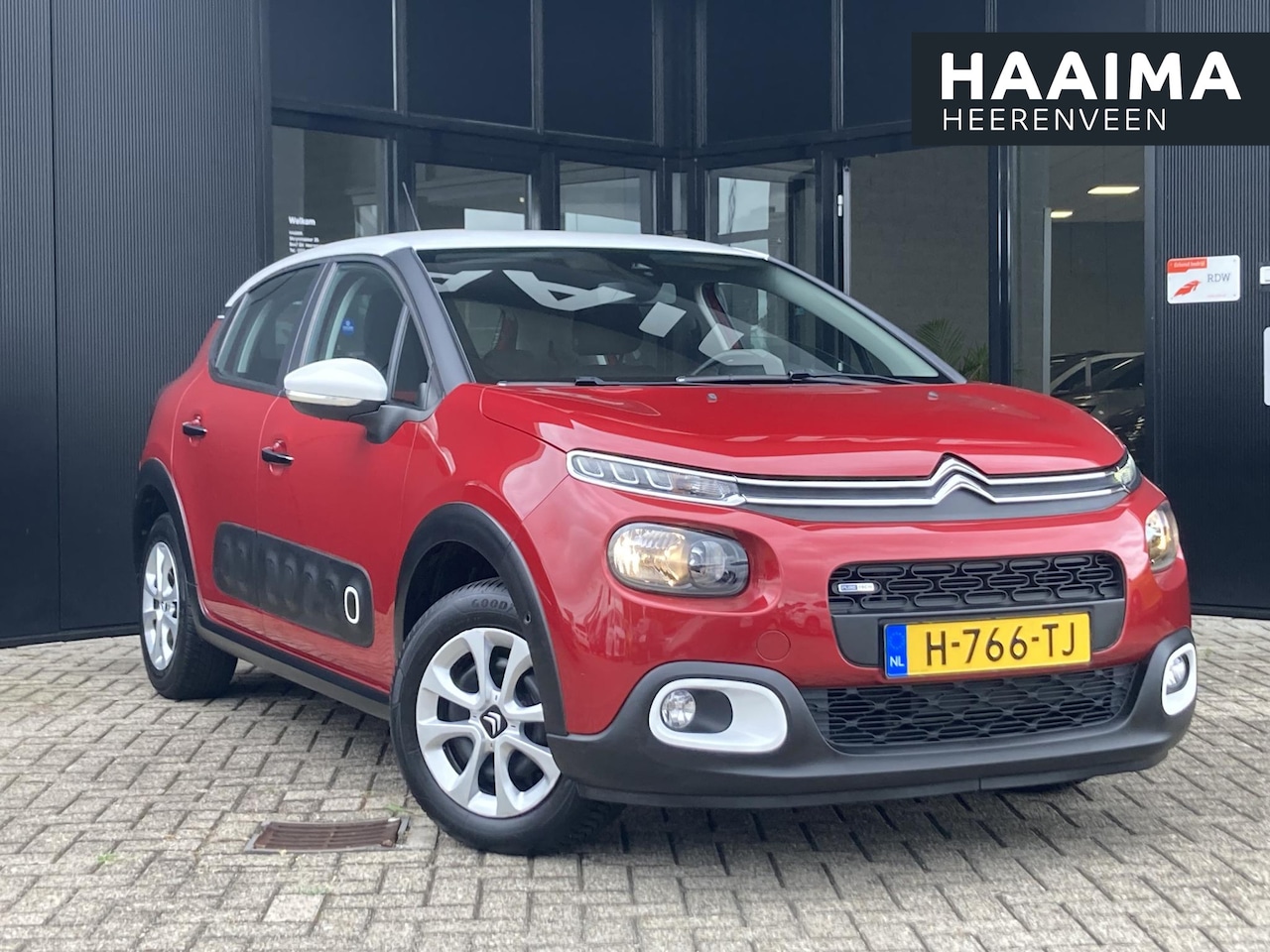 Citroën C3 - 1.2 PureTech Feel 82 pk | Climate control | Cruise Control | Camera | Parkeersensoren | Na - AutoWereld.nl