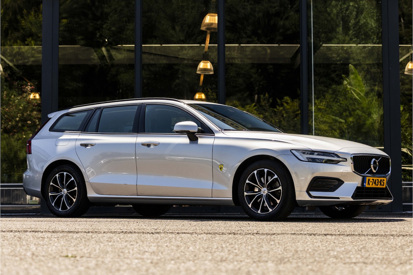 Volvo V60 - 2.0 B3 Momentum 2.0 B3 Momentum - AutoWereld.nl