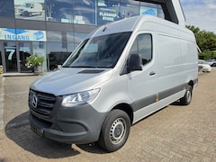 Mercedes-Benz Sprinter - 317 CDI L2-H2 RWD Automaat * Camera * Navi * Trekhaak