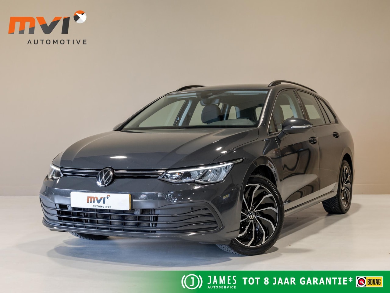 Volkswagen Golf Variant - 1.0 TSI Life 110pk / Airco / Stoelverwarming / Achteruitrijcamera / Apple carplay / Adapti - AutoWereld.nl