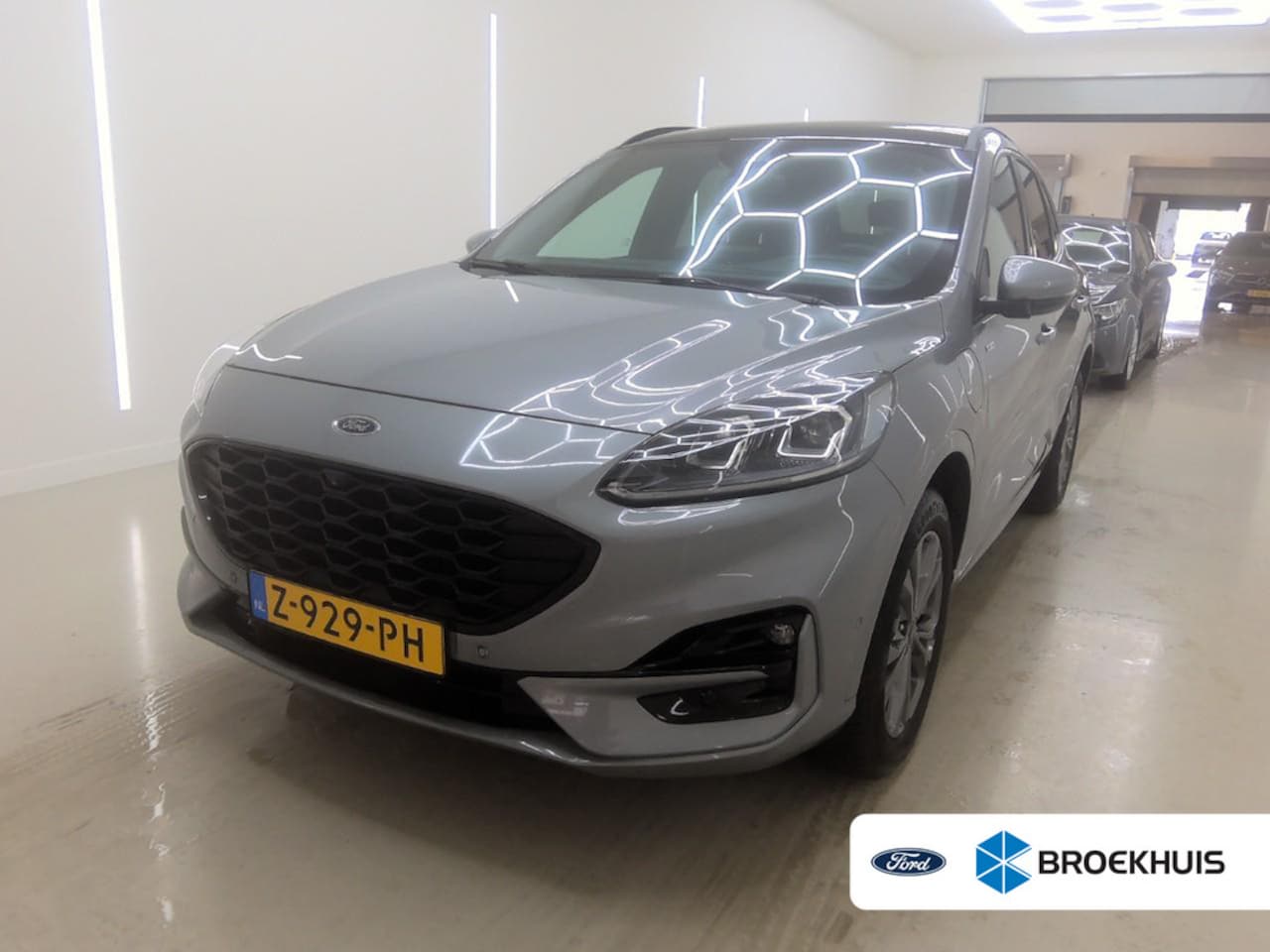 Ford Kuga - 2.5 PHEV ST-Line | Panoramadak | Adaptive Cruise | Winterpack | BLIS | Adaptive LED | Head - AutoWereld.nl